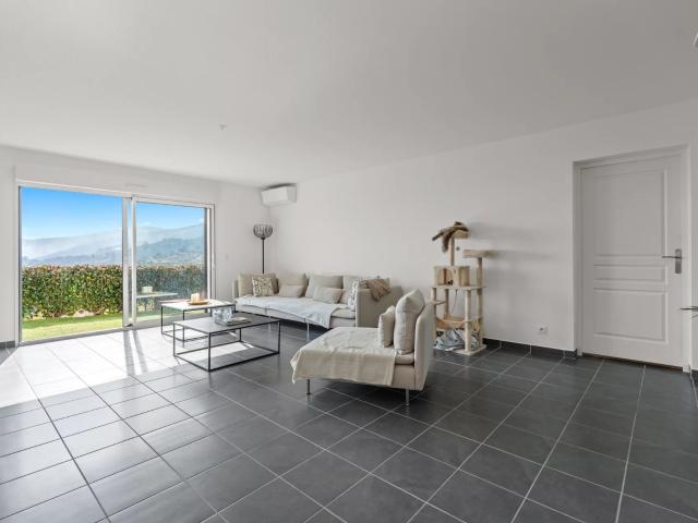 Appartement 5 pièces vue mer 143m2 Pégomas 143m² Pégomas