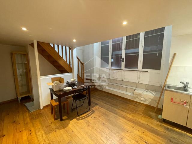 Appartement 5 pièces à Bordeaux Saint Michel: 4 Chambres et du Calme Absolu !
