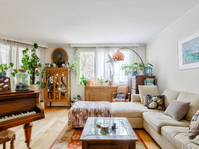 Appartement 5 pièces à proximité de toutes les commodités