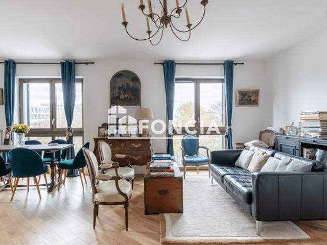 Appartement 5 pièces avec balcon et parking en sous sol