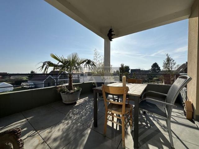 Appartement 5 pièces avec grande terrasse et garage
