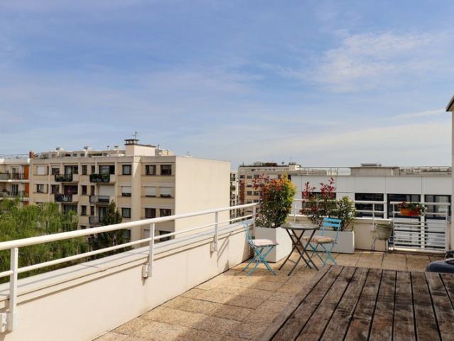 Appartement 5 pièces avec terrasse à Courbevoie 92400