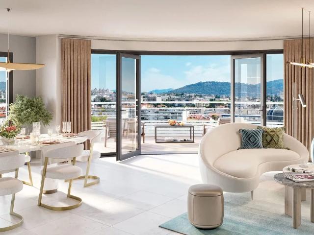 Appartement 5 pièces de 140m² avec terrasses de 78m² 139m² Nice