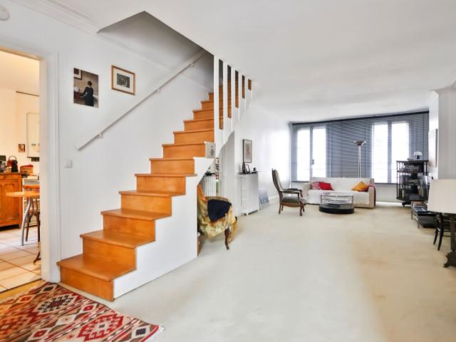 Appartement 5 pièces en duplex et dernier étage Quartier Dareau, Paris 14