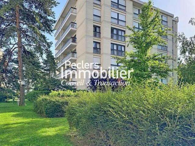 Appartement 5 pièces résidence Beauharnais