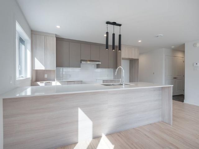 Appartement 5 1/2 à Louer, St Hyacinthe