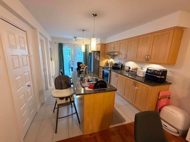 Appartement 5 1/2 Limoilou chauffé éclairé. Incitatif de 500 $ CASH donné le premier mois !