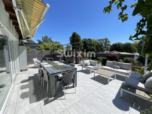 Appartement 5,5 Zimmer mit Terrasse und Garten am Seeufer