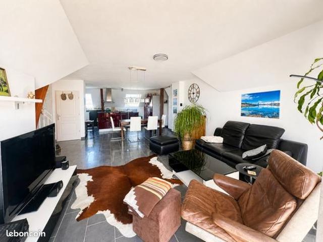 Appartement 5p 104m² en dernier étage