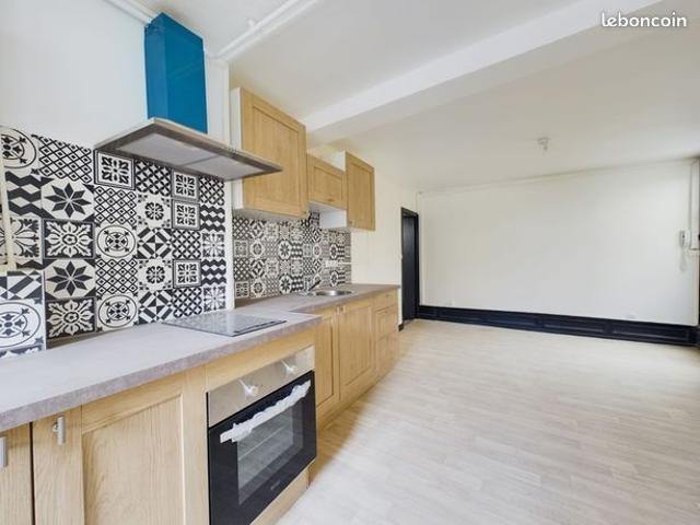 Appartement 60 m² Sedan