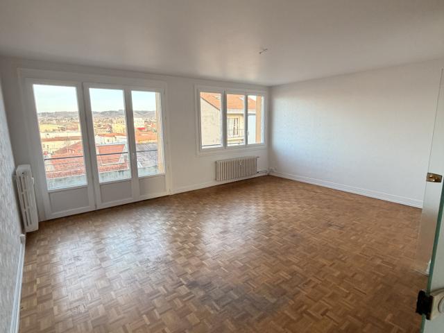 Appartement 60 m² 2 Pièces Montluçon 03100