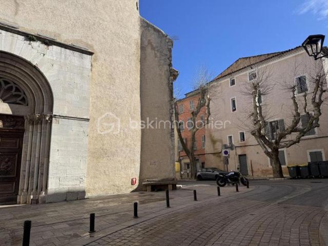 APPARTEMENT 61 M2, AU COEUR DE BRIGNOLES 83170, IDÉAL INVESTISSEURS, PRIMO ACCÉDANT