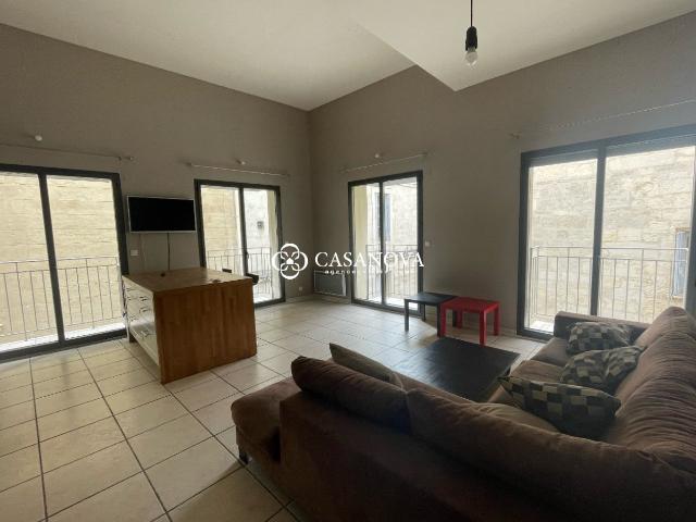 Appartement, 96 m² 3 pièces, en location à Montpellier 1 750 € par mois