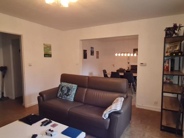 Appartement 68m², 2 chambres, spécial investisseur, proche de B