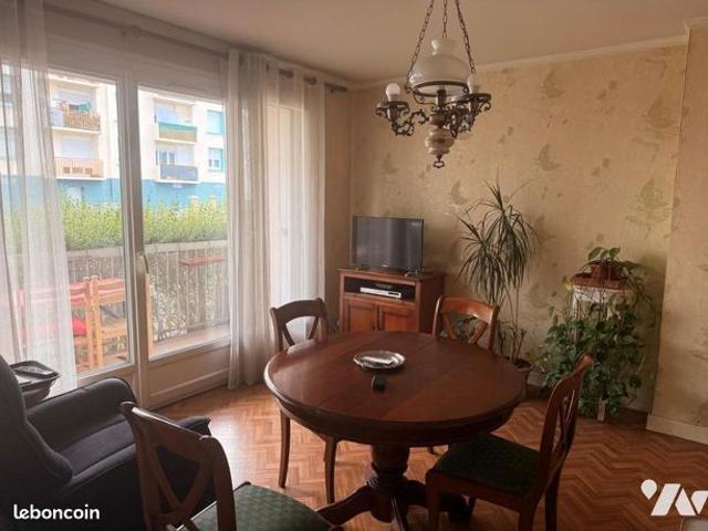 Appartement 69 m² OYONNAX