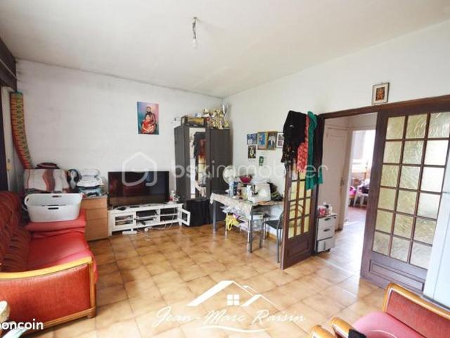 Appartement 6 pièces 65 m²