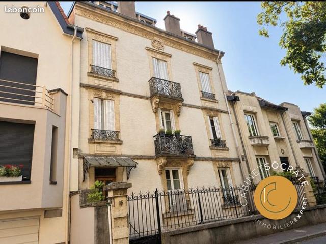 Appartement 6 pièces 74 m²