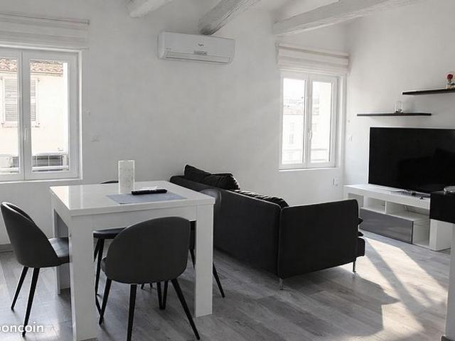 Appartement 6 pièces 80 m²