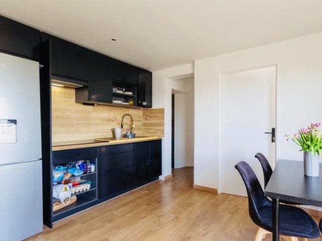 Appartement 6 pièces 82 m²