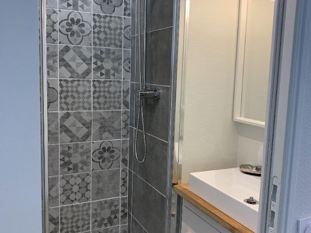 Appartement 6 pièces, 85 m² à louer à Bron 69500