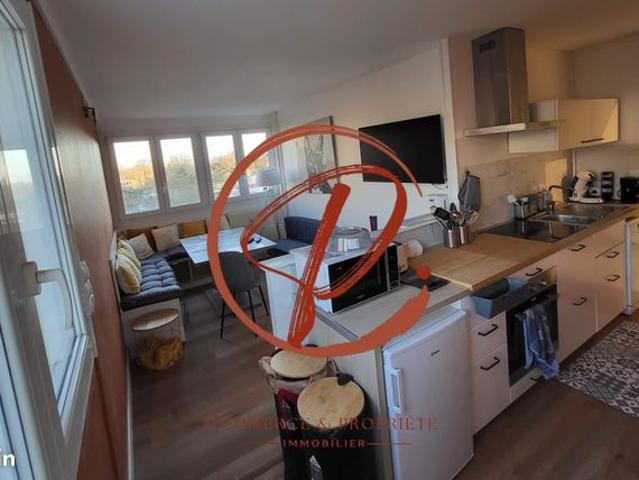 Appartement 6 pièces 85 m²