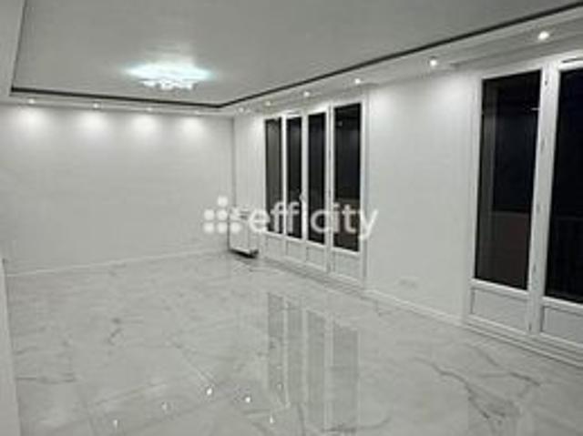 Appartement 6 pièces 86 m²