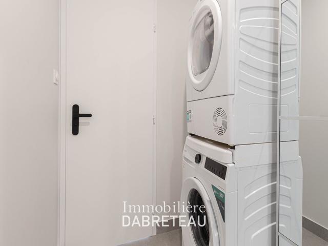 Appartement 6 pièces, 93 m² à louer à Bron 69500