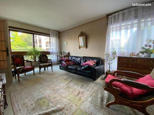 Appartement 6 pièces 90 m²