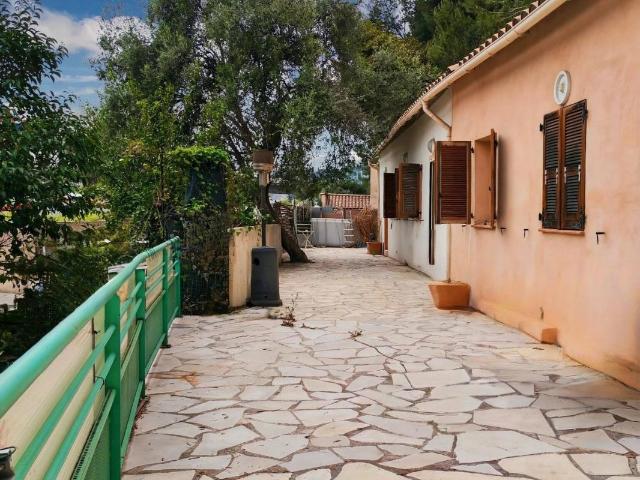 Appartement 6 pièces 92 m²