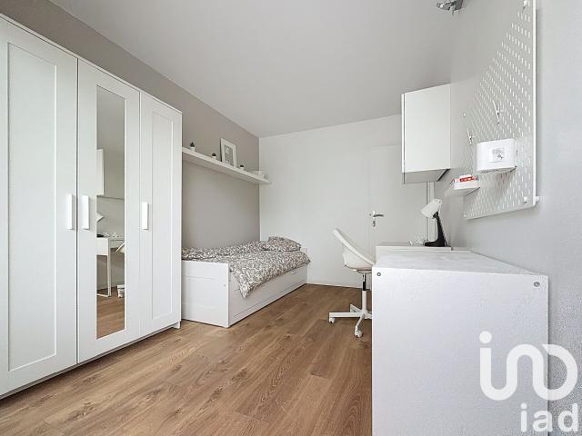Appartement 6 pièces, 95 m² à louer à Massy 91300