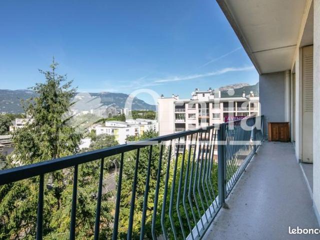 Appartement 6 pièces 95 m²