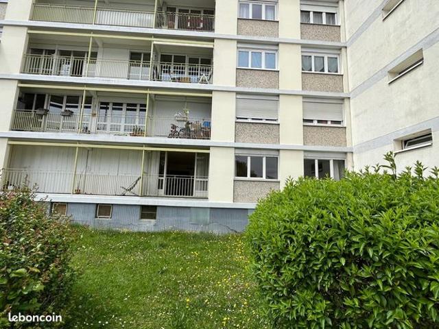 Appartement 6 pièces 100 m²