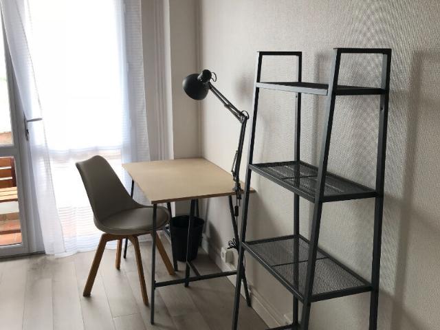 Appartement 6 pièces, 101 m² à louer à Bron 69500
