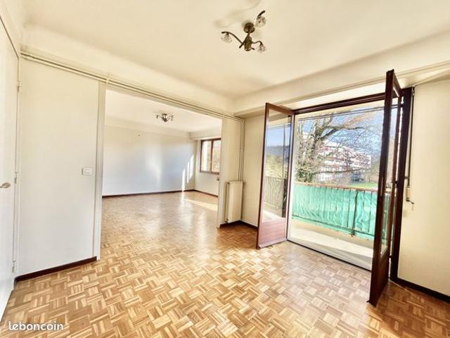 Appartement 6 pièces 102 m²