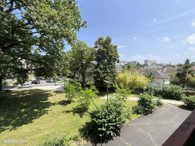 Appartement 6 pièces 102 m²