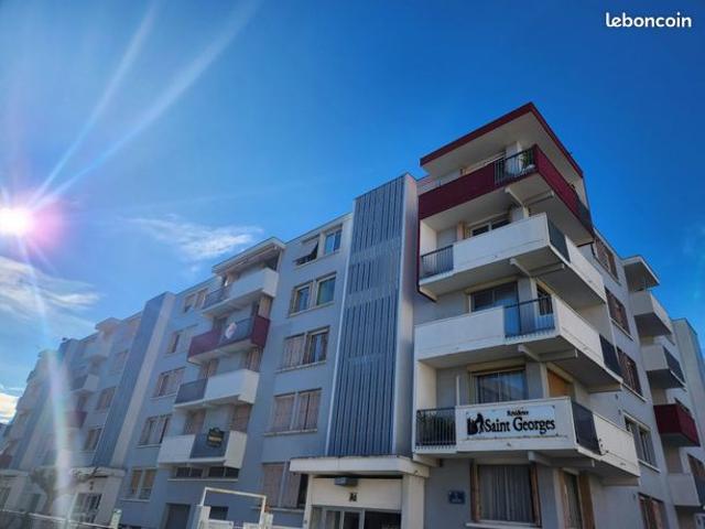 Appartement 6 pièces 103 m²