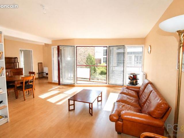 Appartement 6 pièces 103 m²