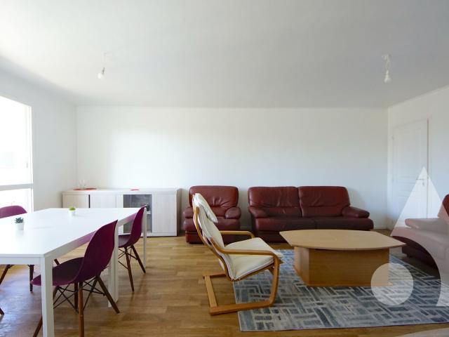Appartement 6 pièces 104 m²
