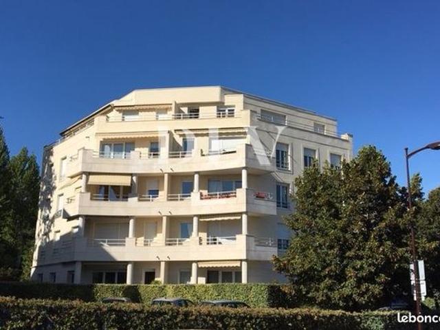 Appartement 6 pièces 104 m²