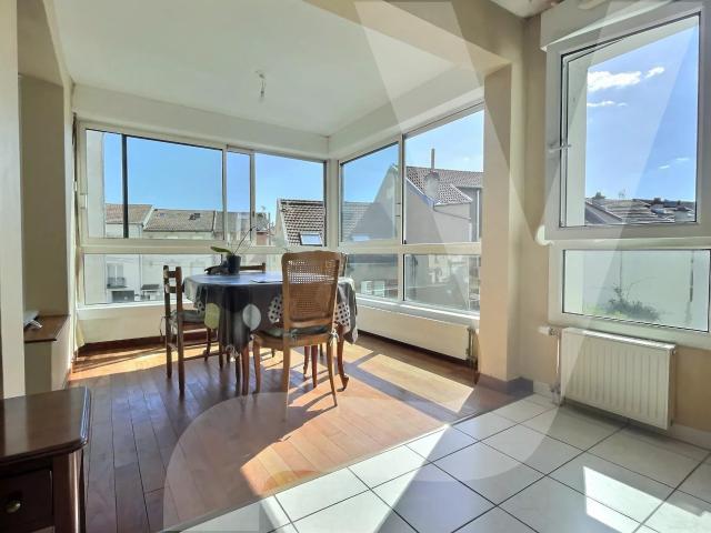 Appartement 6 pièces 105 m²