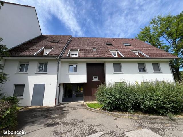 Appartement 6 pièces 105 m²