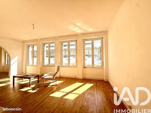 Appartement 6 pièces 106 m²