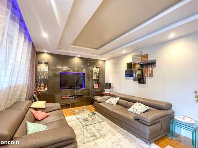 Appartement 6 pièces 106 m²