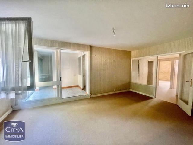Appartement 6 pièces 106 m²