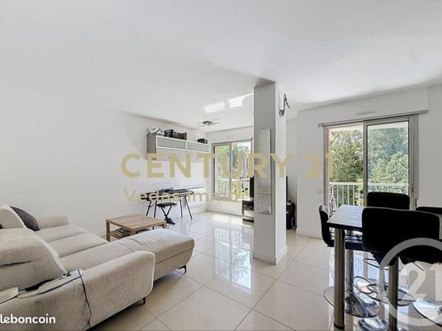 Appartement 6 pièces 106 m²