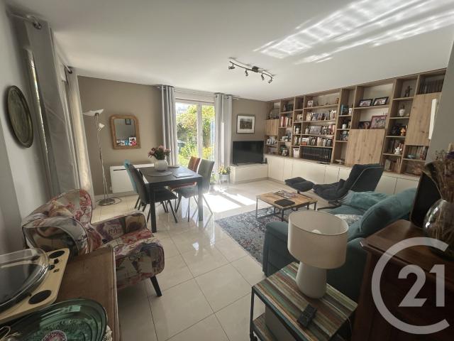 Appartement 6 pièces 107 m²