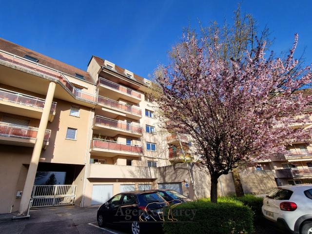 Appartement 6 pièces 109 m²