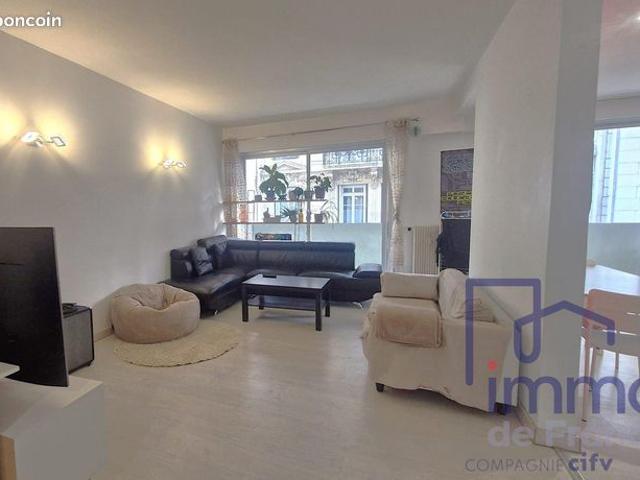 Appartement 6 pièces 109 m²