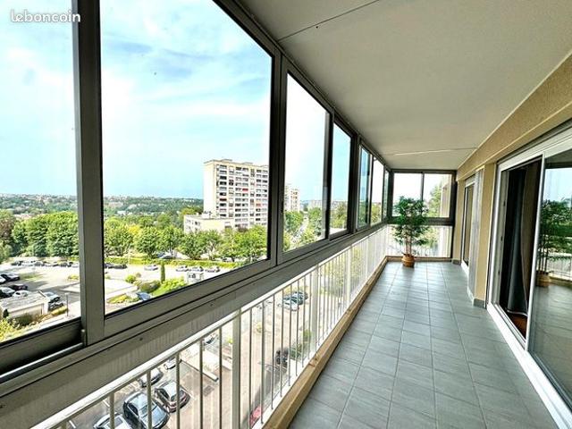 Appartement 6 pièces 111 m²