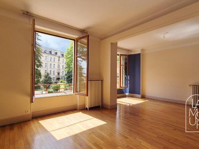 Appartement 6 pièces 113 m²